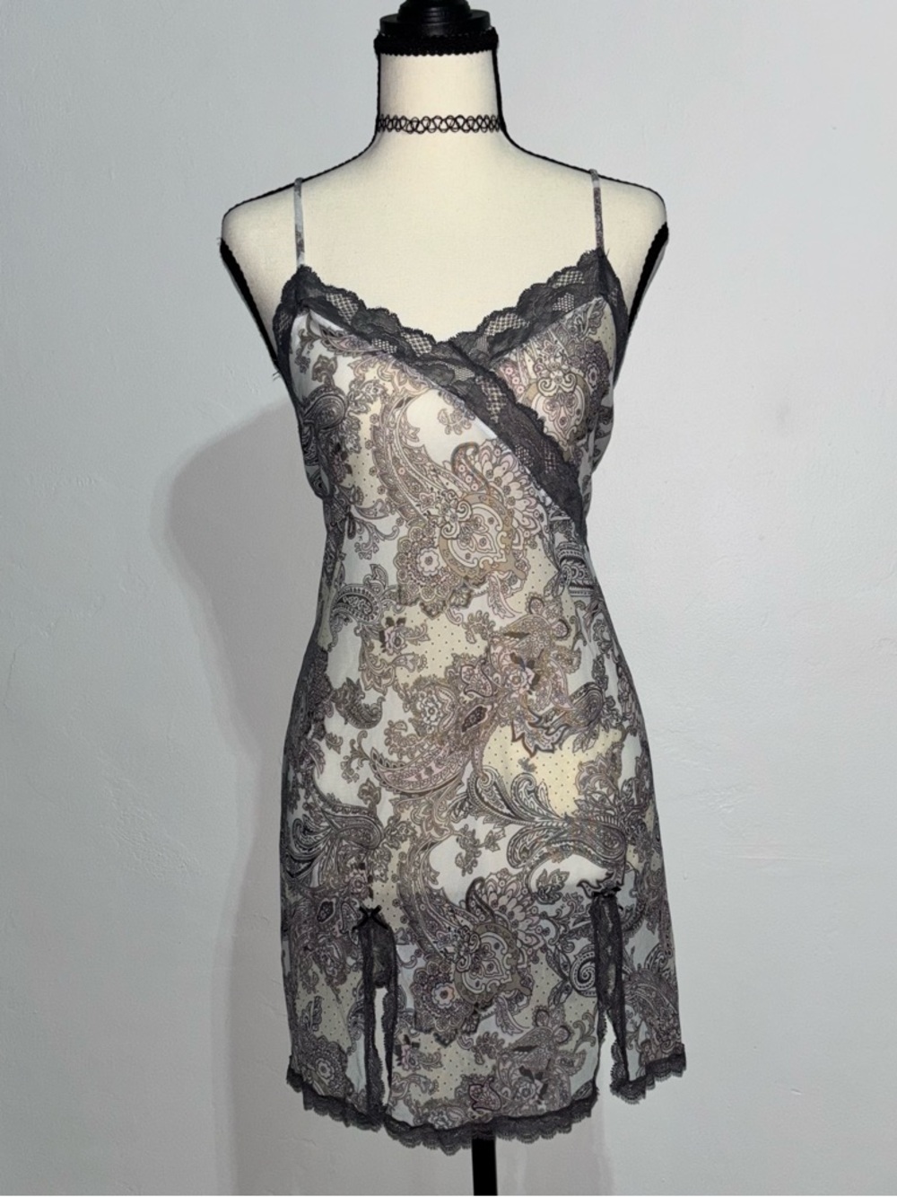 Victoria's Secret Gray Sheer Paisley Lace-Trim Chemise